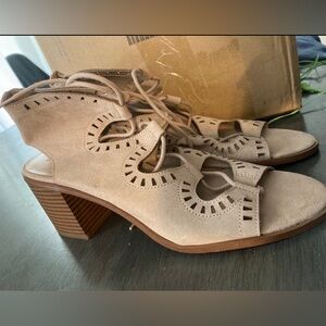 New Tan Lace-Up Platform Heel Sandals - Size 9